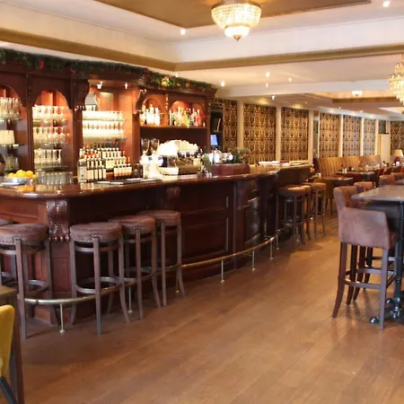 ホテル Restaurant Munster 5*